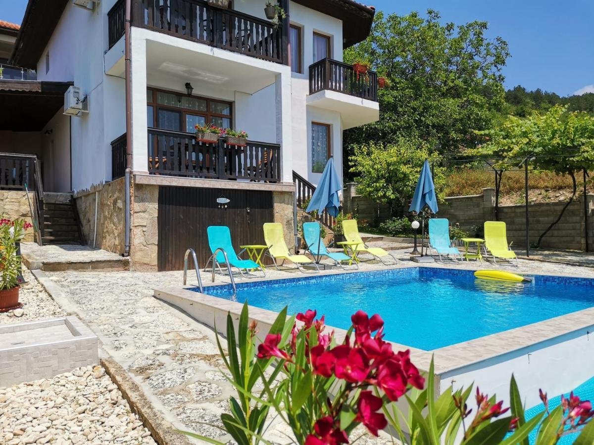 Villa Holly Balchik Esterno foto